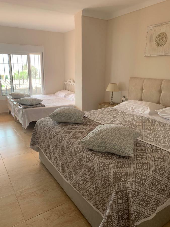 Apartamentai Torremolinos Exterior photo