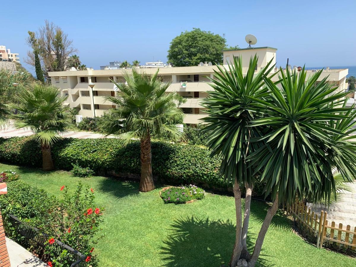 Apartamentai Torremolinos Exterior photo